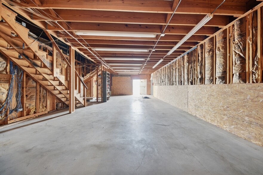 More Photos Of 9965 Highway 6, Navasota Auto Dealership For Sale