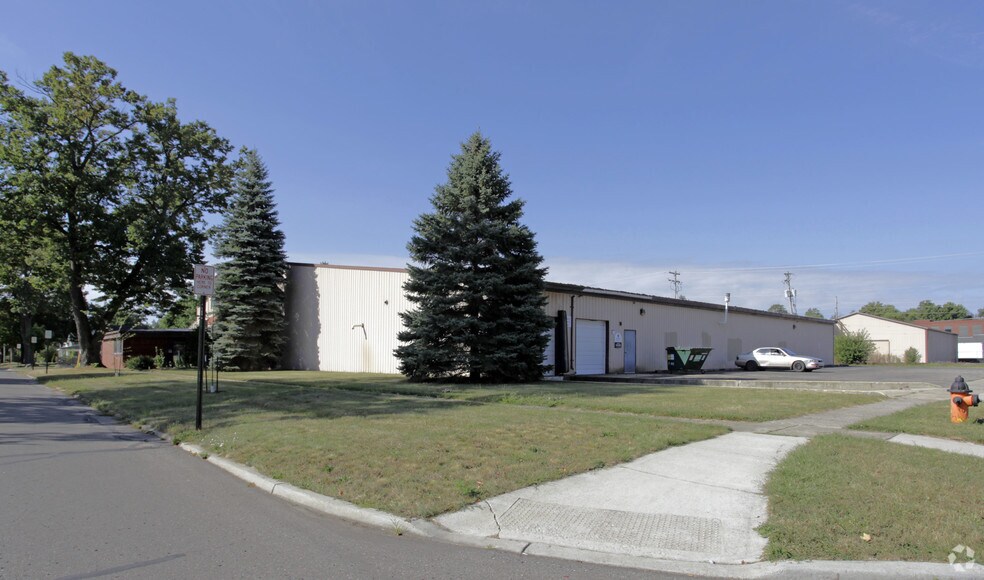 Primary Photo Of 403 S Jefferson St, Sturgis Manufacturing For Lease