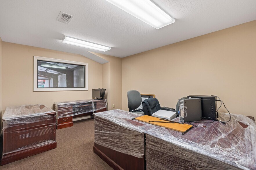 More Photos Of 6802 U S Highway 98, Hattiesburg Flex For Sale