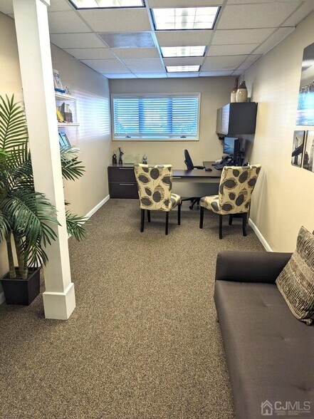 More Photos Of 977 State Route 33, Monroe Township Office For Lease