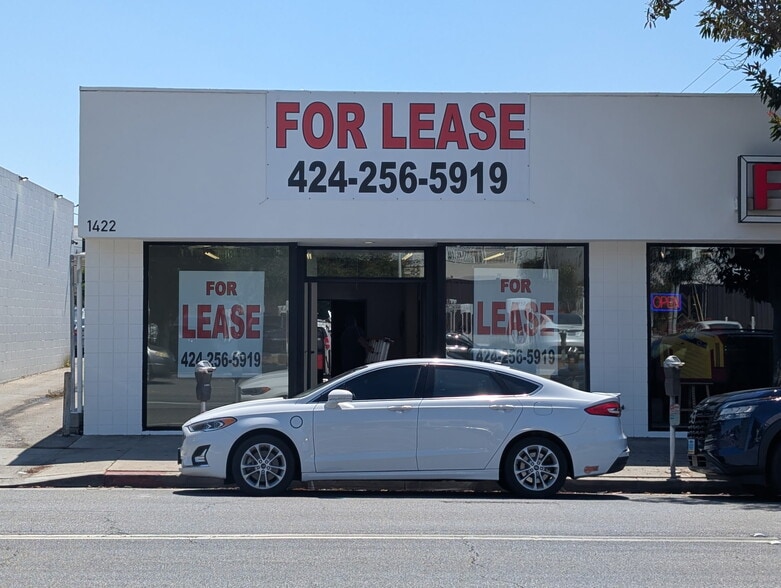 Primary Photo Of 1420-1422 Santa Monica Blvd, Santa Monica Freestanding For Lease