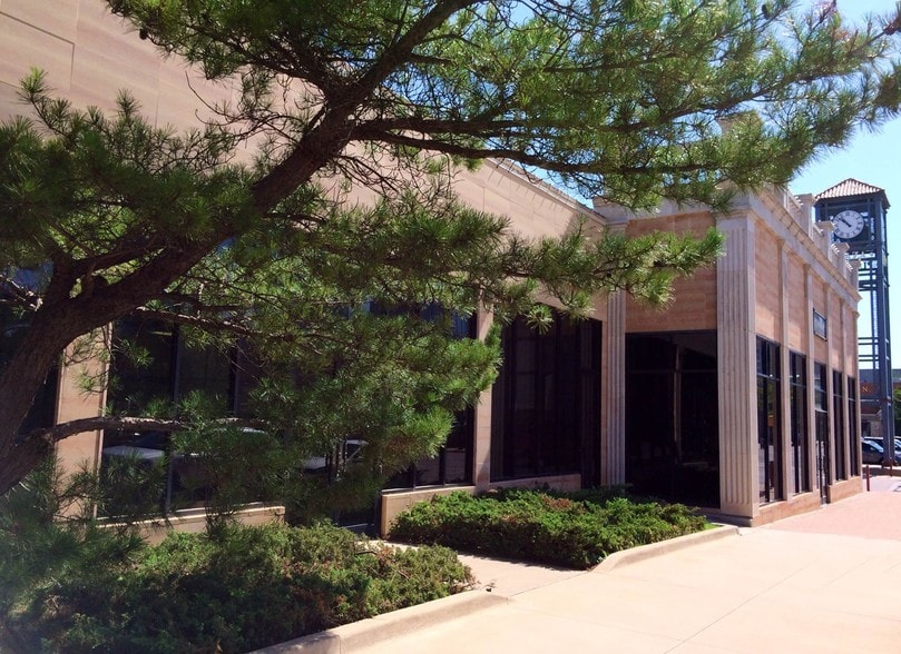 More Photos Of 501 N Walker Ave, Oklahoma City Loft Creative Space For Lease