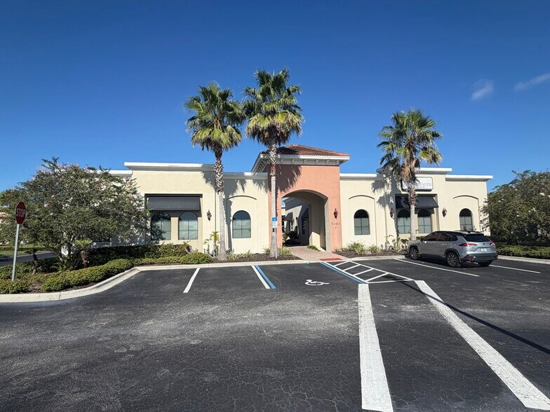 Primary Photo Of 5460-5466 Village Dr, Rockledge Unknown For Lease
