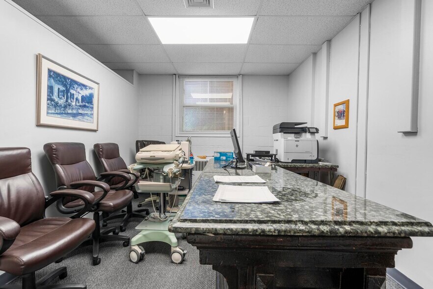 More Photos Of 385 Main St, West Haven Medical For Sale
