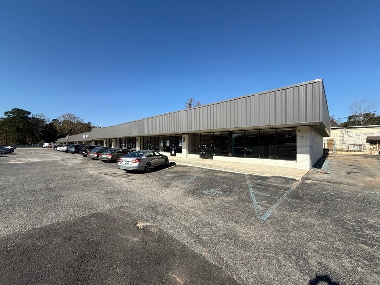 More Photos Of 908 Bacons Bridge Rd, Summerville Unknown For Lease