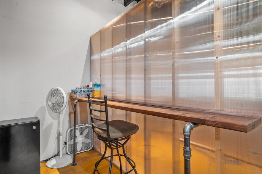 More Photos Of 410 Main St, Racine Office Residential For Sale