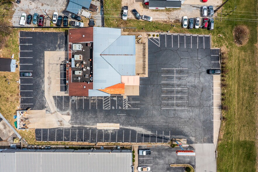 More Photos Of 241 Eastern Byp, Richmond Restaurant For Lease
