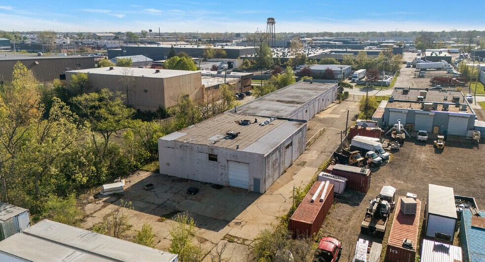 More Photos Of 21225 Mullin Ave, Warren Warehouse For Sale