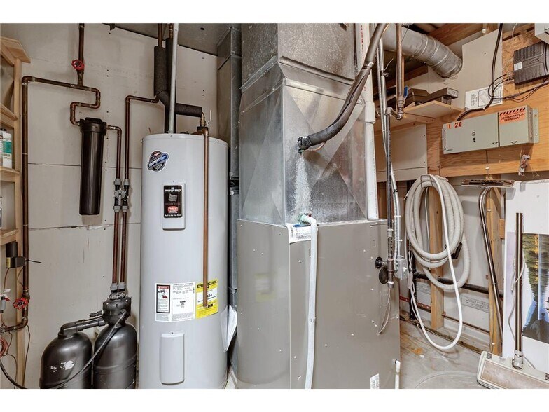 More Photos Of 26 2nd Ave NW, Saint Joseph Medical For Sale