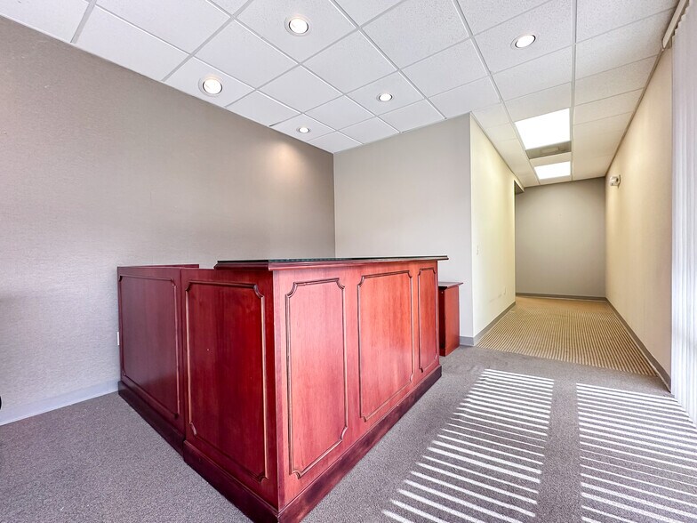 More Photos Of 2115 Harden Blvd, Lakeland Medical For Lease