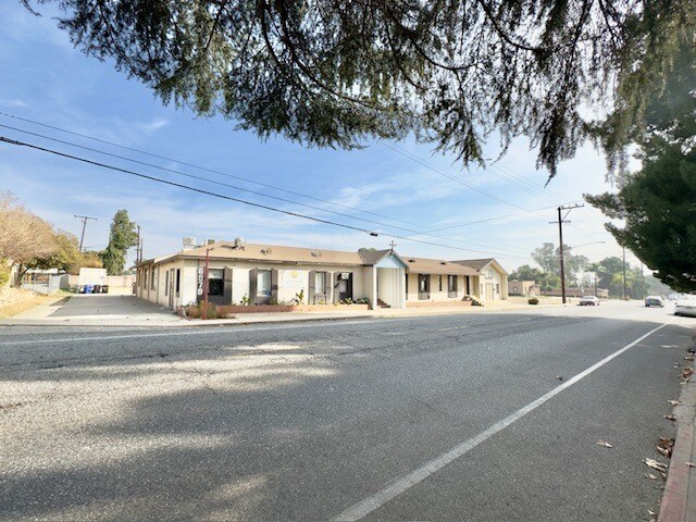 More Photos Of 6979 Palm Ave, Highland General Retail For Sale