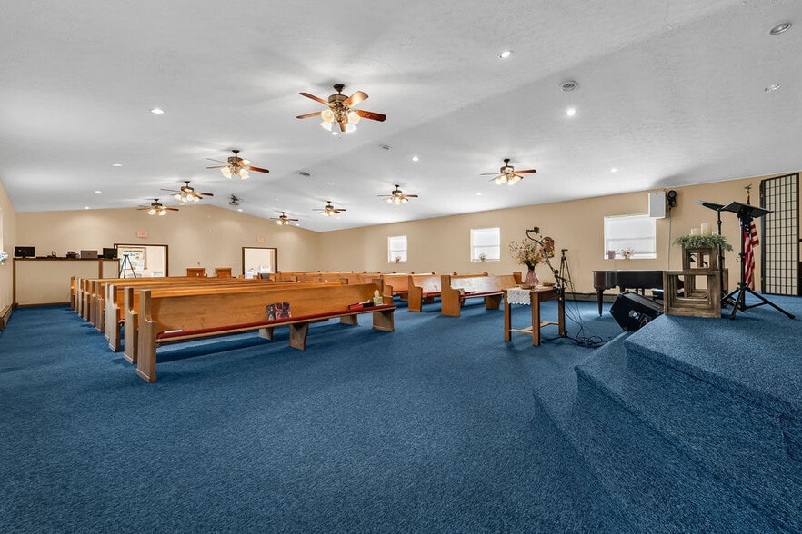 More Photos Of 9564 Hazelton-Etna SW Rd, Pataskala Religious Facility For Sale