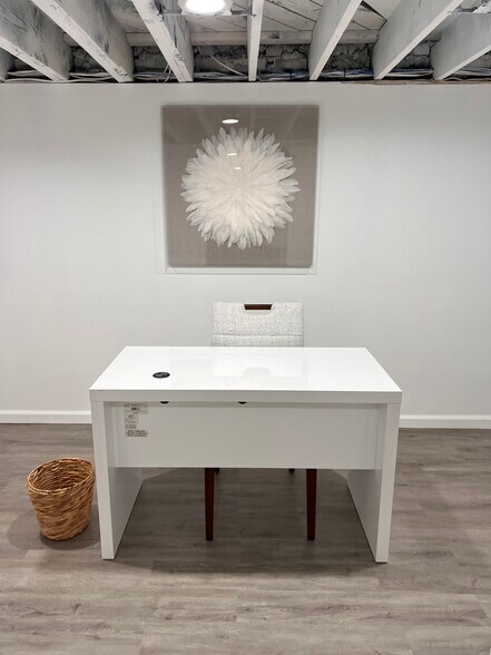 More Photos Of 1004 W Broadway Ave, Maryville Office For Lease