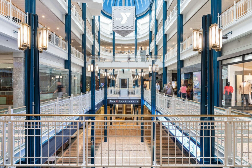 More Photos Of 651 Nicollet Mall, Minneapolis Office For Sale