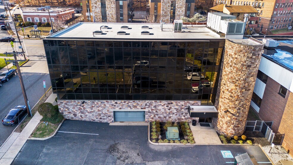 More Photos Of 85 Orient Way, Rutherford Loft Creative Space For Lease