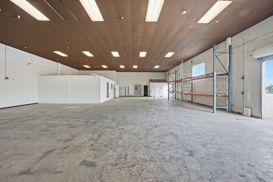 More Photos Of 16440 Ashland Ave, San Lorenzo Warehouse For Sale