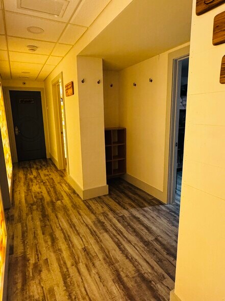 More Photos Of 1372 Main St, Palmer Freestanding For Lease