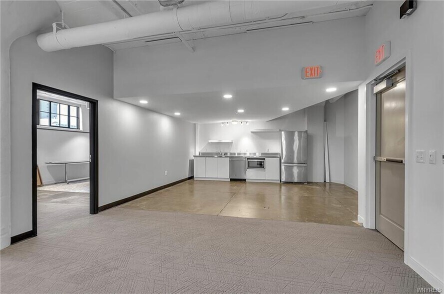 More Photos Of 79 Perry St, Buffalo Loft Creative Space For Lease