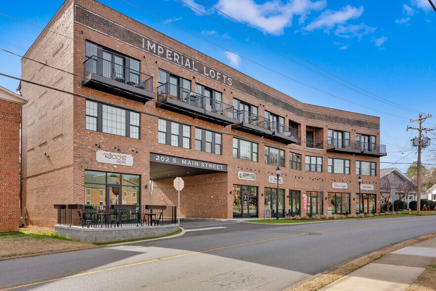 Primary Photo Of 202 S Main St, Belmont Apartments For Sale