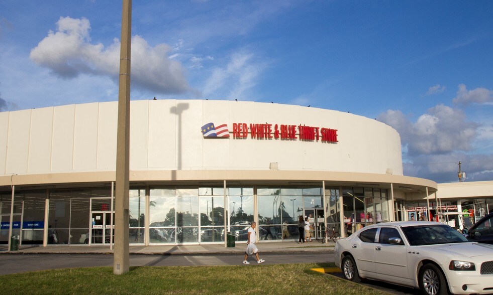 More Photos Of 901-1201 E 10th Ave, Hialeah Unknown For Lease