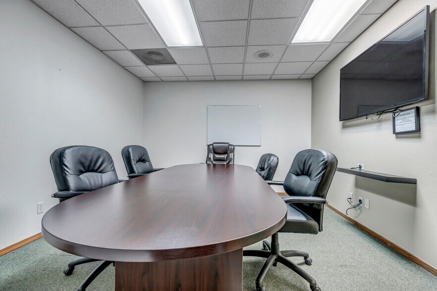 More Photos Of 3225 Templeton Gap Rd, Colorado Springs Office For Lease