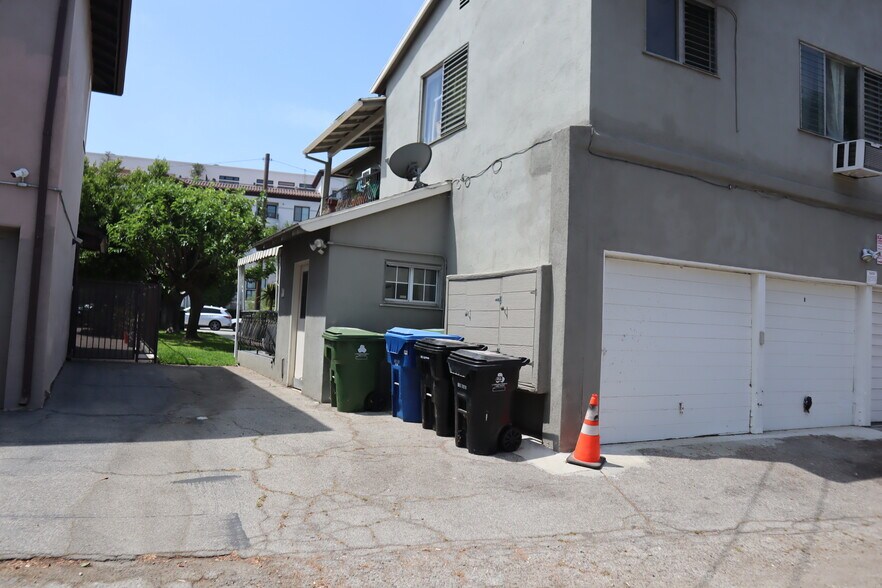More Photos Of 14151 Moorpark St, Sherman Oaks Apartments For Sale