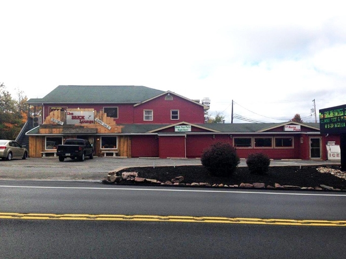 Primary Photo Of 3827 Route 115, Blakeslee Restaurant For Sale