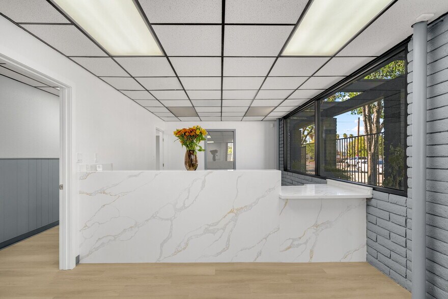 More Photos Of 570 N Towne Ave, Pomona Storefront Retail Office For Sale