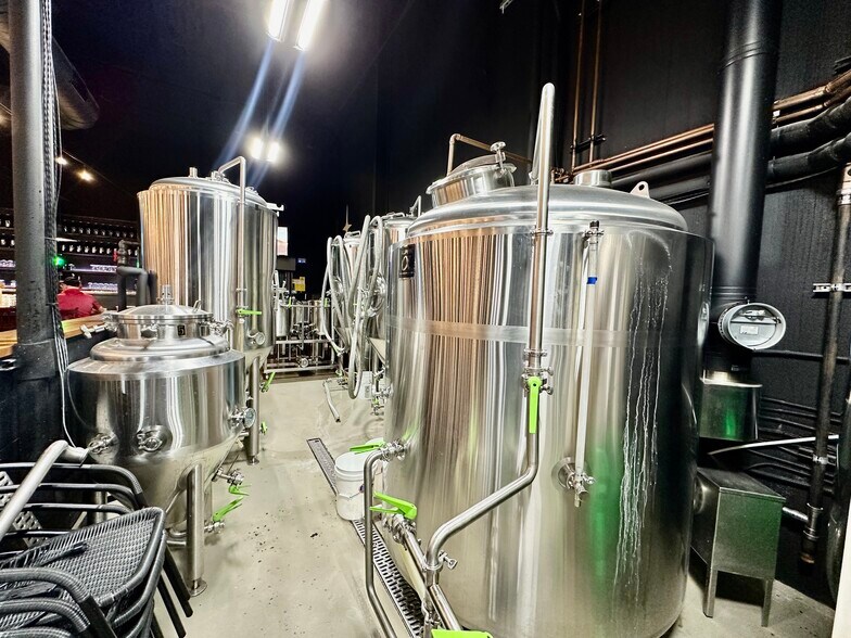 More Photos Of 2412 Cable Ct, Lima Specialty For Sale