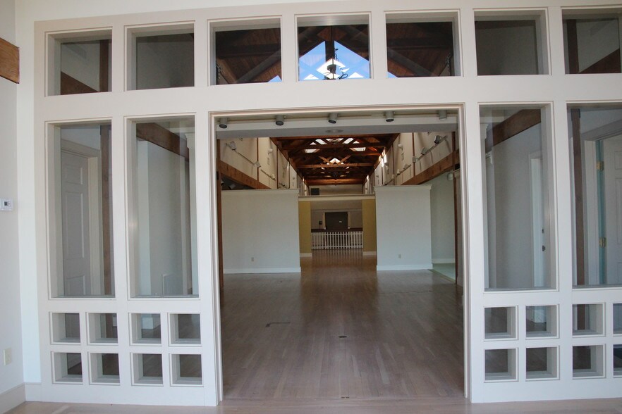 More Photos Of 535 W Main St, Cheshire Storefront Retail Office For Sale