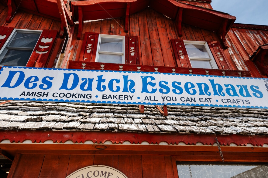 More Photos Of 176 N Market St, Shreve General Retail For Sale