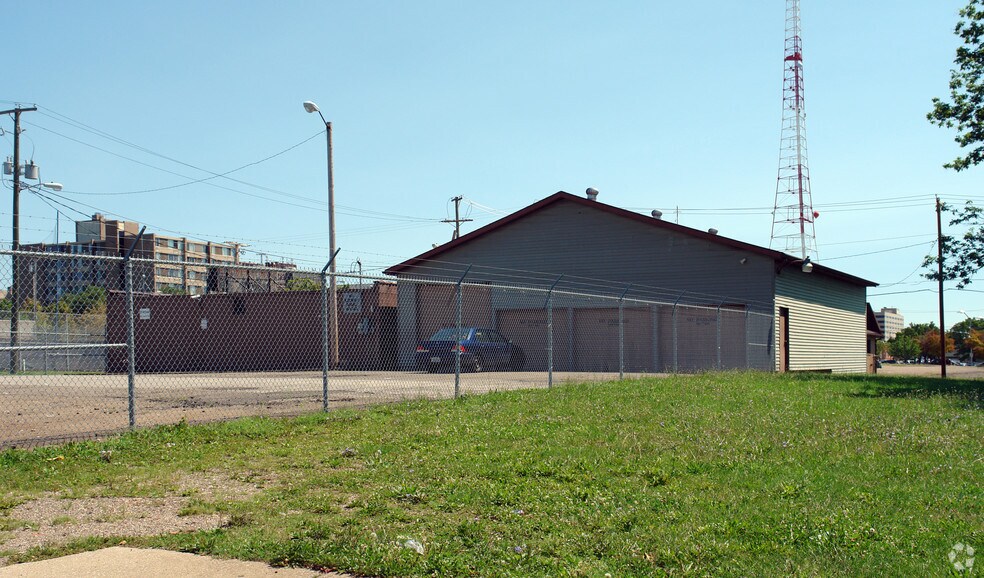 More Photos Of 407 High Ave SW, Canton Warehouse For Sale