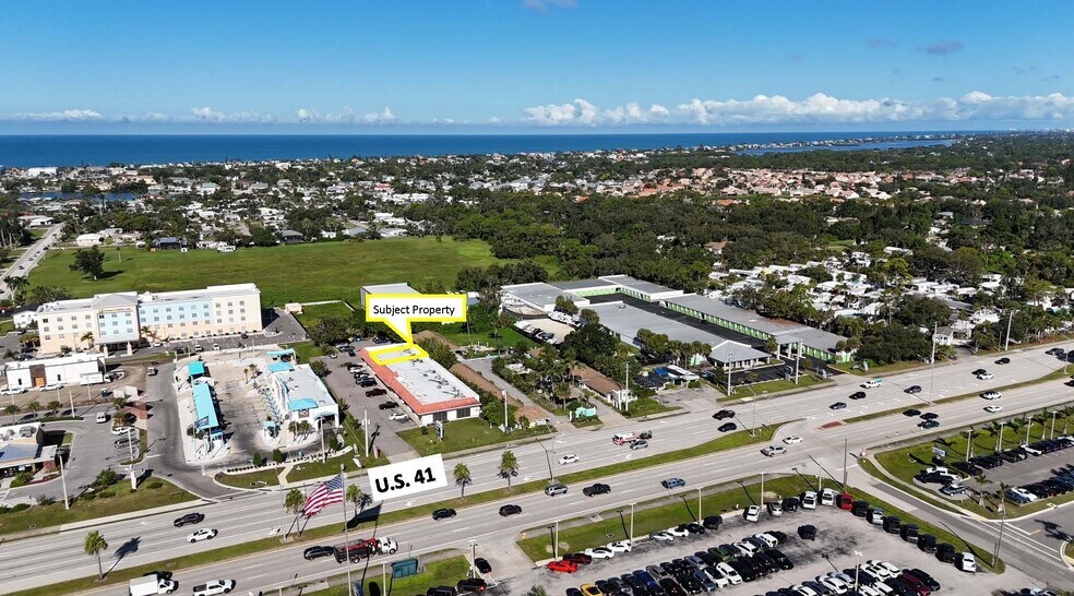 Primary Photo Of 115 N Tamiami Trl, Nokomis Office For Sale