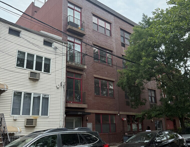 More Photos Of 294 Ainslie St, Brooklyn Apartments For Sale