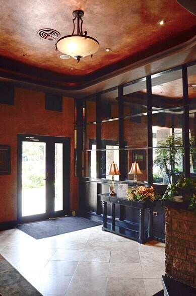 More Photos Of 126 E Main Plz, San Antonio Apartments For Sale