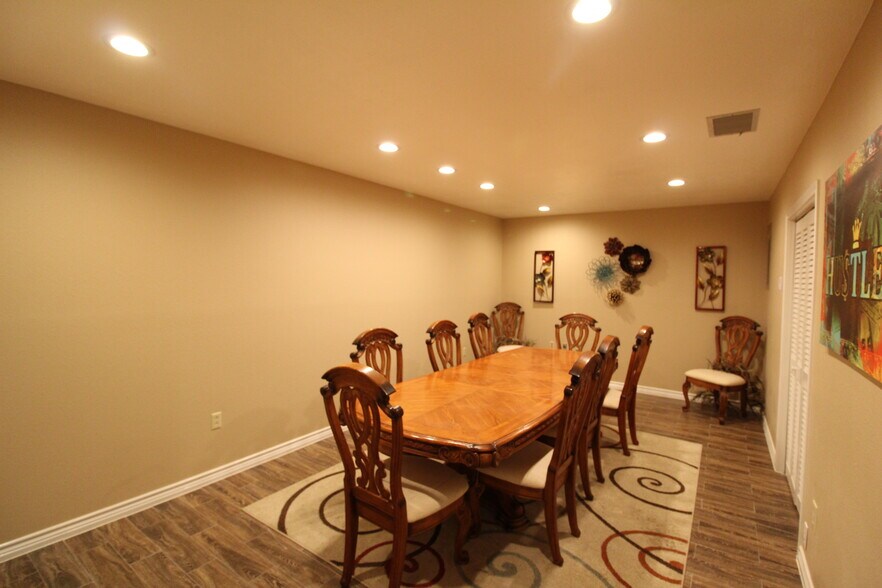 More Photos Of 1221 W University Blvd, Odessa Medical For Sale