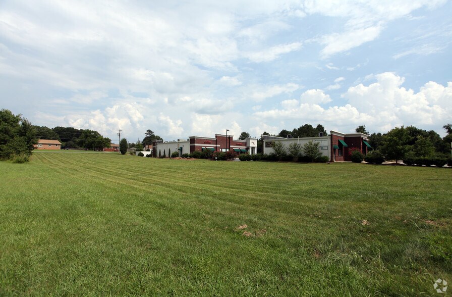 More Photos Of 410 N 16 Hwy, Denver Land For Lease