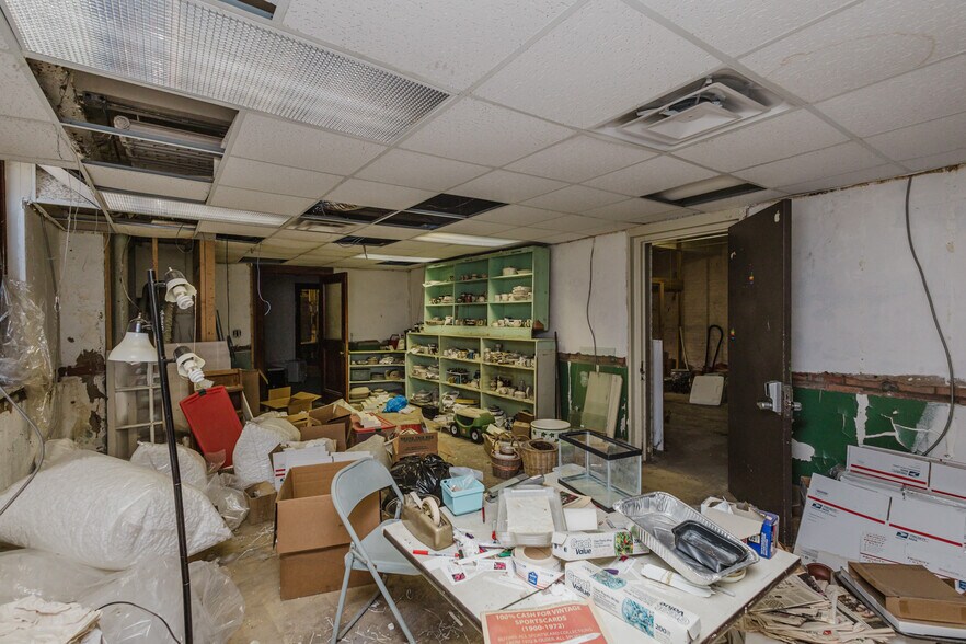 More Photos Of 920 Millington St, Winfield Storefront Retail Office For Sale