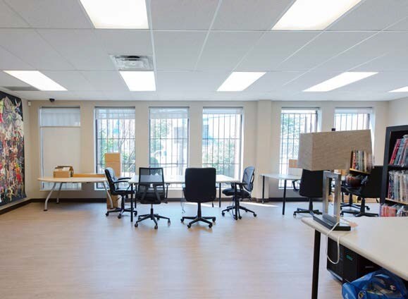 More Photos Of 2544 Douglas Rd, Burnaby Warehouse For Sale