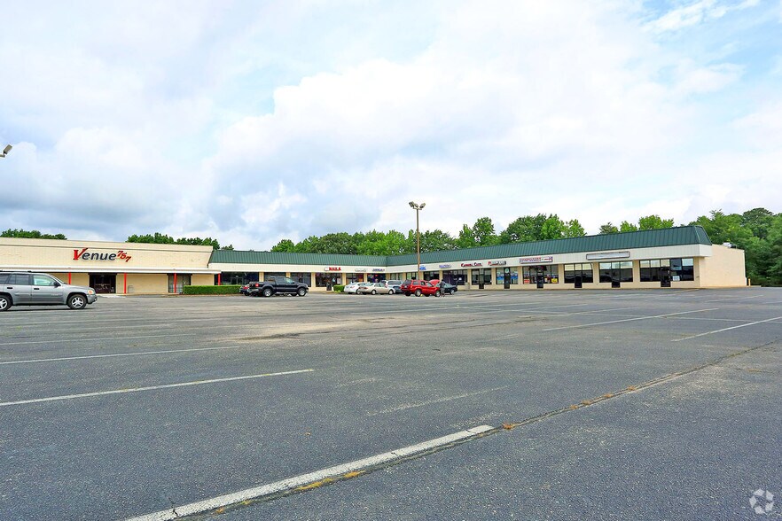 More Photos Of 4520-4644 George Washington Hwy, Portsmouth Storefront For Lease