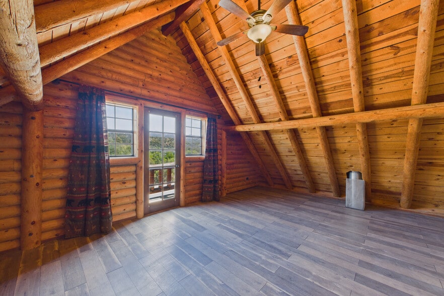 More Photos Of 949 Highway 82, Mountain Park Storefront Retail Residential For Sale