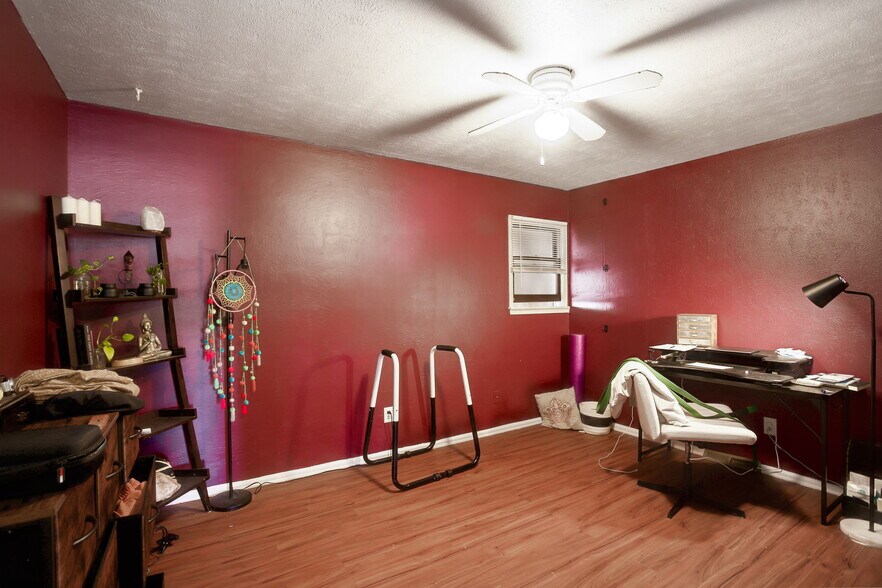 More Photos Of 2107 3rd Ave, Longmont Apartments For Sale