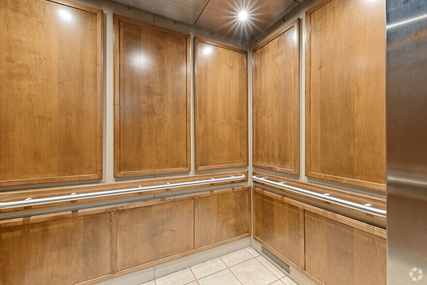 More Photos Of 3664 Coolidge Ct, Tallahassee Office For Sale