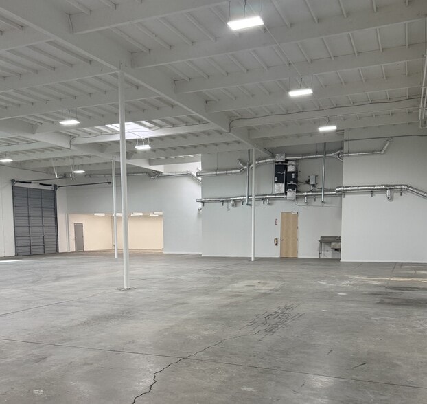 More Photos Of 404-420 Pendleton Way, Oakland Warehouse For Sale