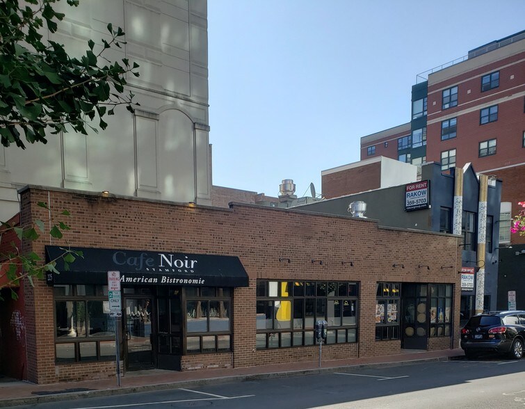 Primary Photo Of 225-227 Summer St, Stamford Restaurant For Lease