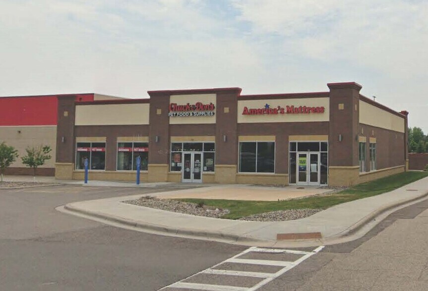 Primary Photo Of 7370 153rd St W, Apple Valley Freestanding For Lease