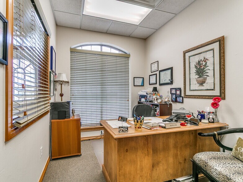 More Photos Of 2326-2350 N Interstate Dr, Norman Office For Sale