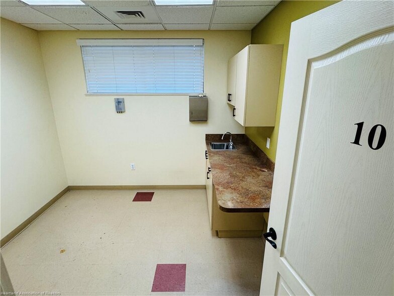 More Photos Of 2237 US Highway 27 S, Sebring Office For Sale