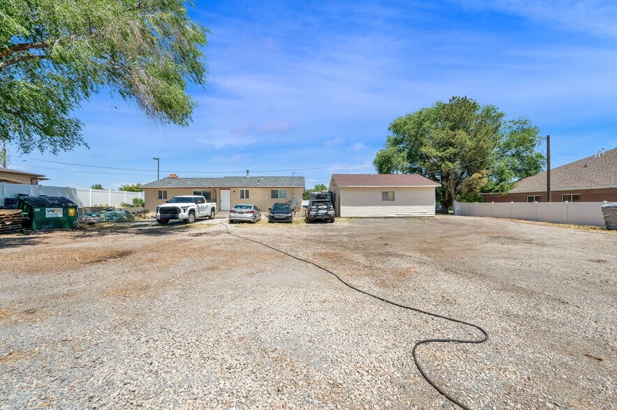 More Photos Of 2875 W 12600, Riverton Office For Sale