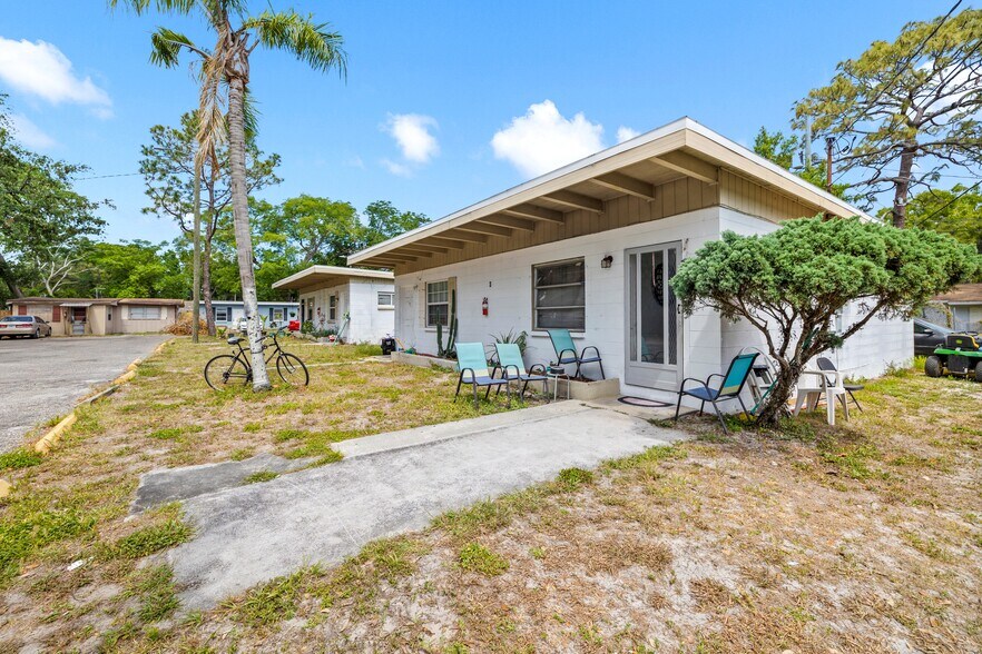 More Photos Of 11720 N 15th St, Tampa Apartments For Sale